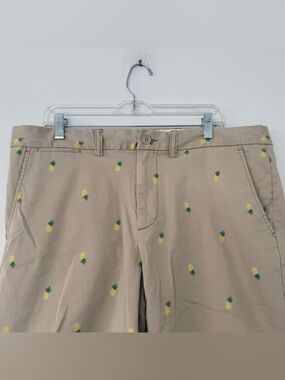 Old Navy Ultimate Slim Pineapple Print Shorts Khaki All over Print Golf Men’s 38
